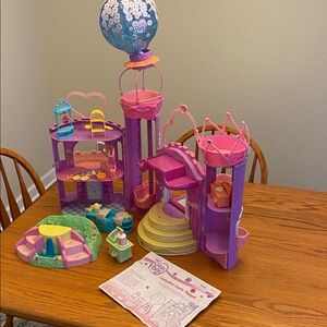 My MLP Little Pony Vintage Celebration Castle Vintage not totally complete